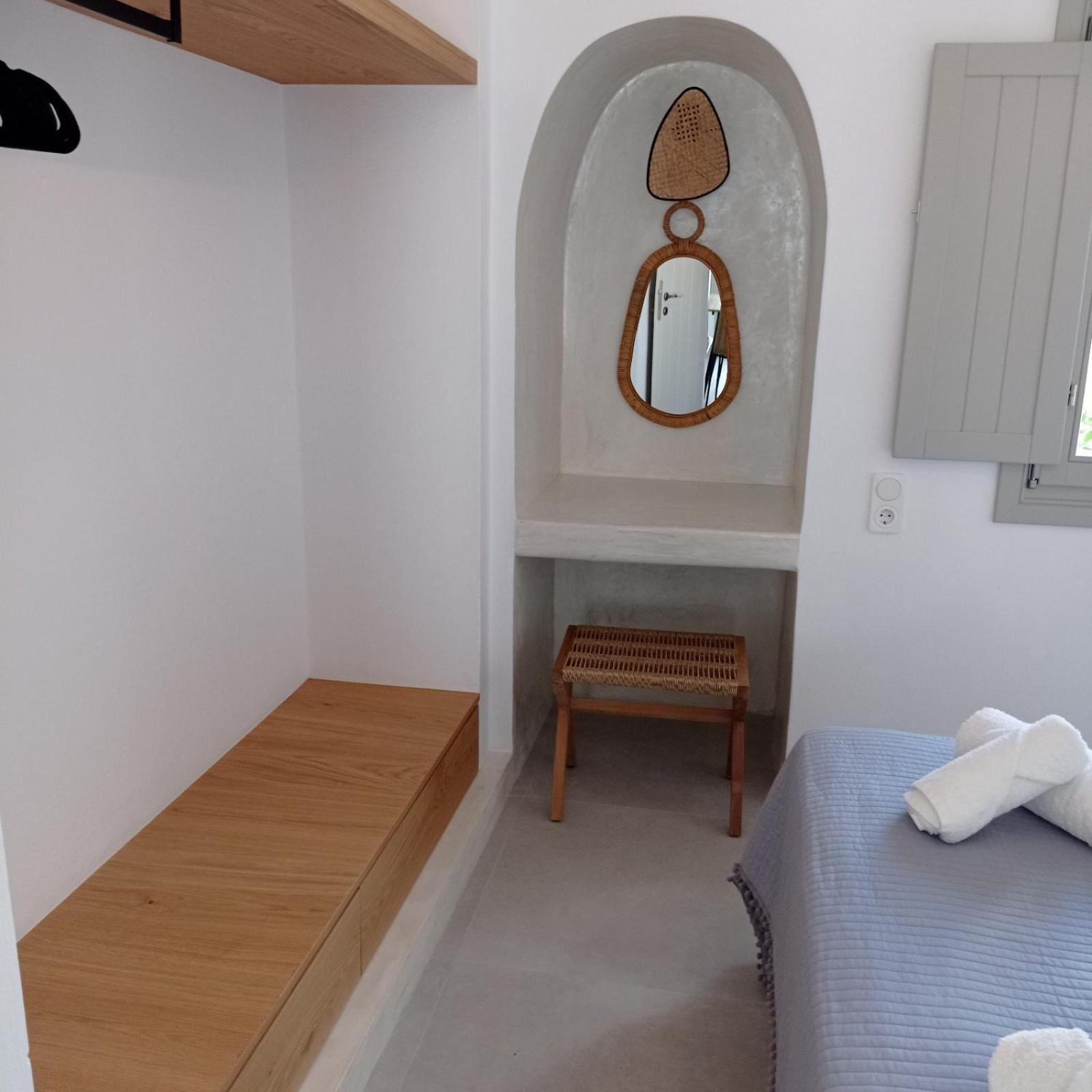 Θέαστρον - Theastron House With Great View In Chora Apartment Pera Gyalos Ngoại thất bức ảnh
