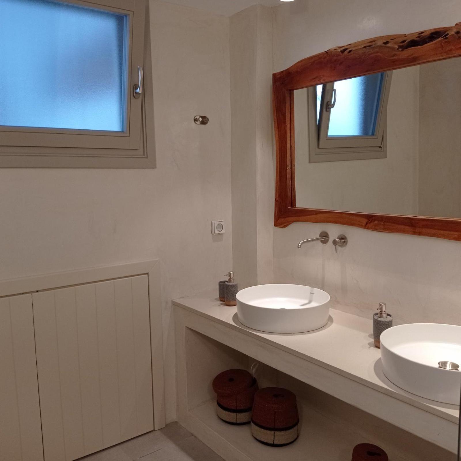 Θέαστρον - Theastron House With Great View In Chora Apartment Pera Gyalos Ngoại thất bức ảnh