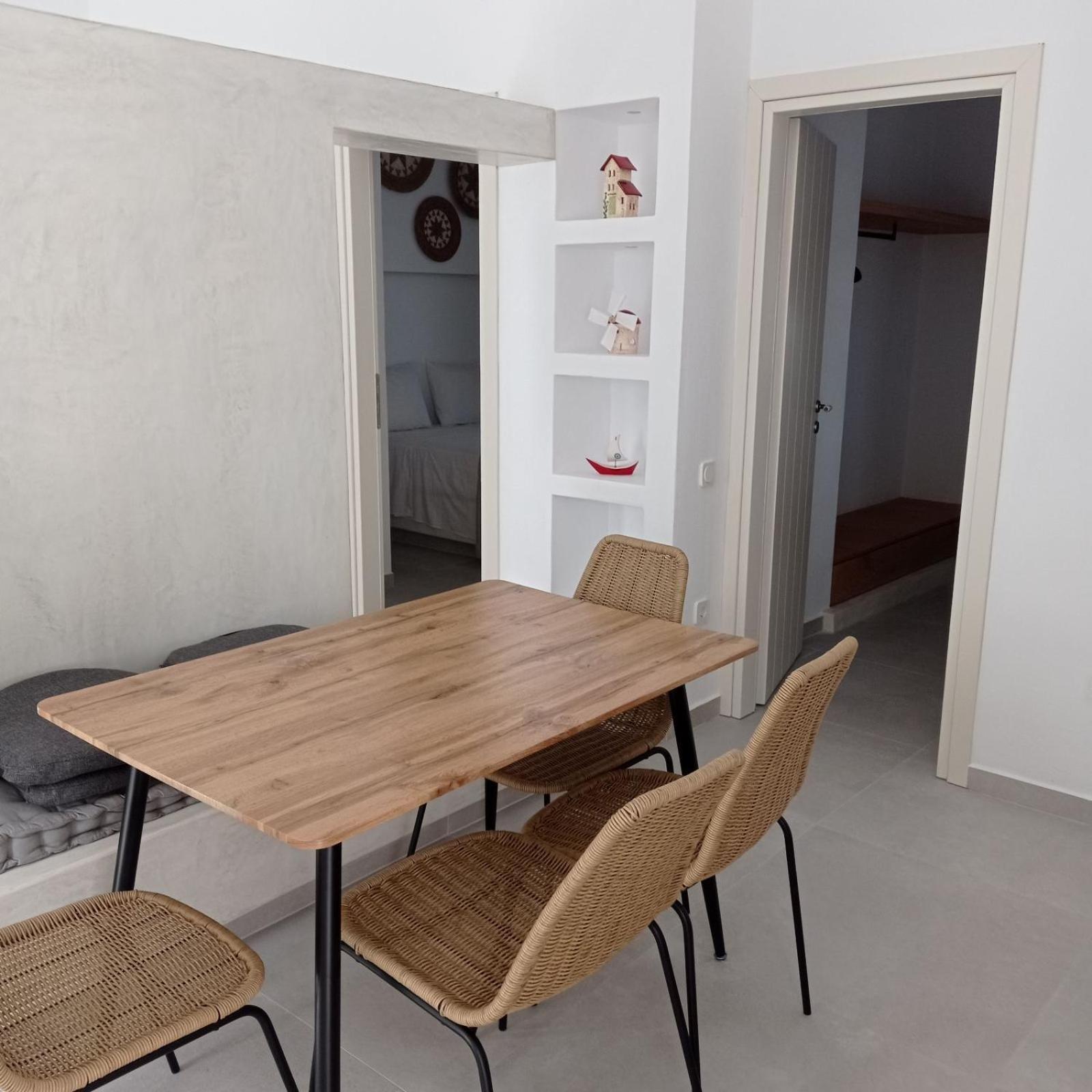Θέαστρον - Theastron House With Great View In Chora Apartment Pera Gyalos Ngoại thất bức ảnh