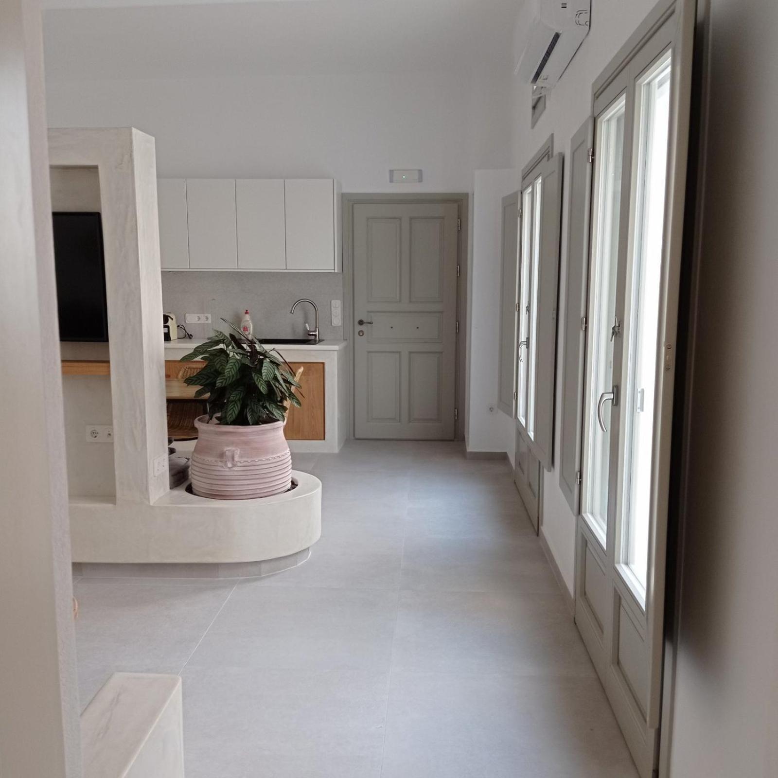 Θέαστρον - Theastron House With Great View In Chora Apartment Pera Gyalos Ngoại thất bức ảnh