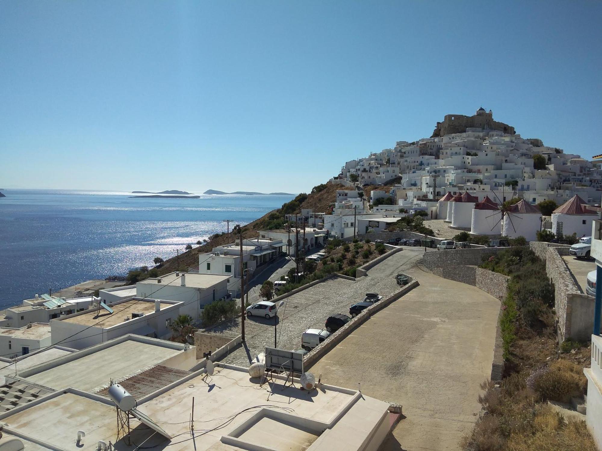 Θέαστρον - Theastron House With Great View In Chora Apartment Pera Gyalos Ngoại thất bức ảnh